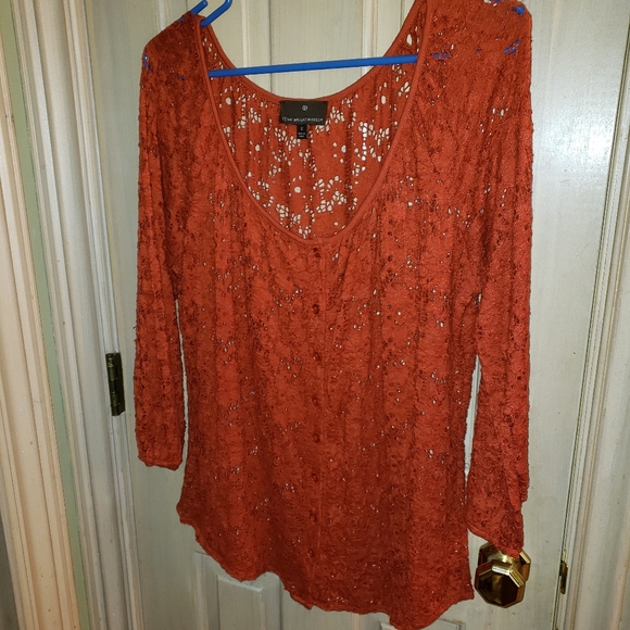 Fenn Wright Manson Tops - Plus sz 1X Fenn Wright Manson lace Shirt Beautiful